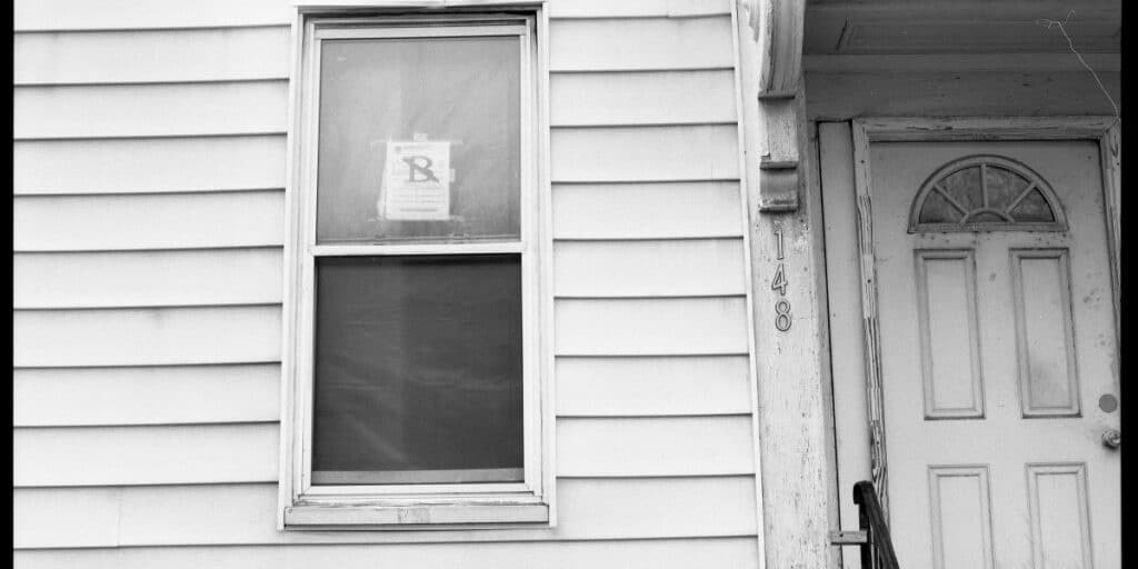 process server for eviction notices